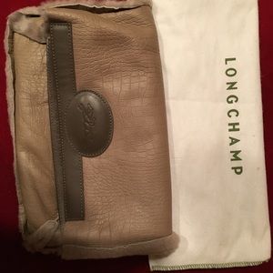 Longchamp clutch